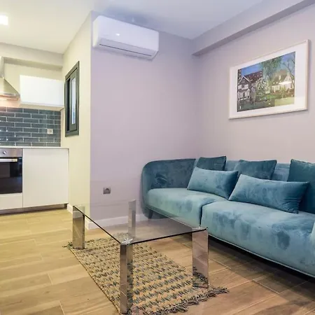 Apartment Bebarceloner Sant Andreu - 1 Bedroom With Terrace