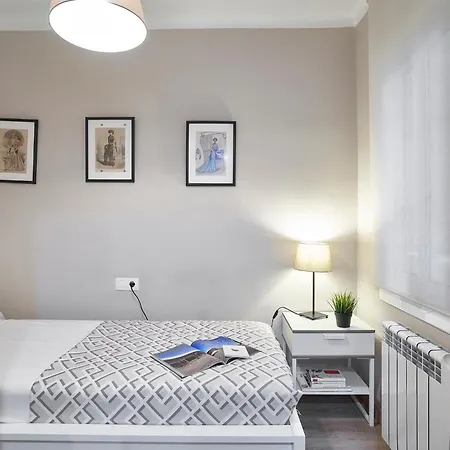 Bebarceloner Sant Marti Apartments *
